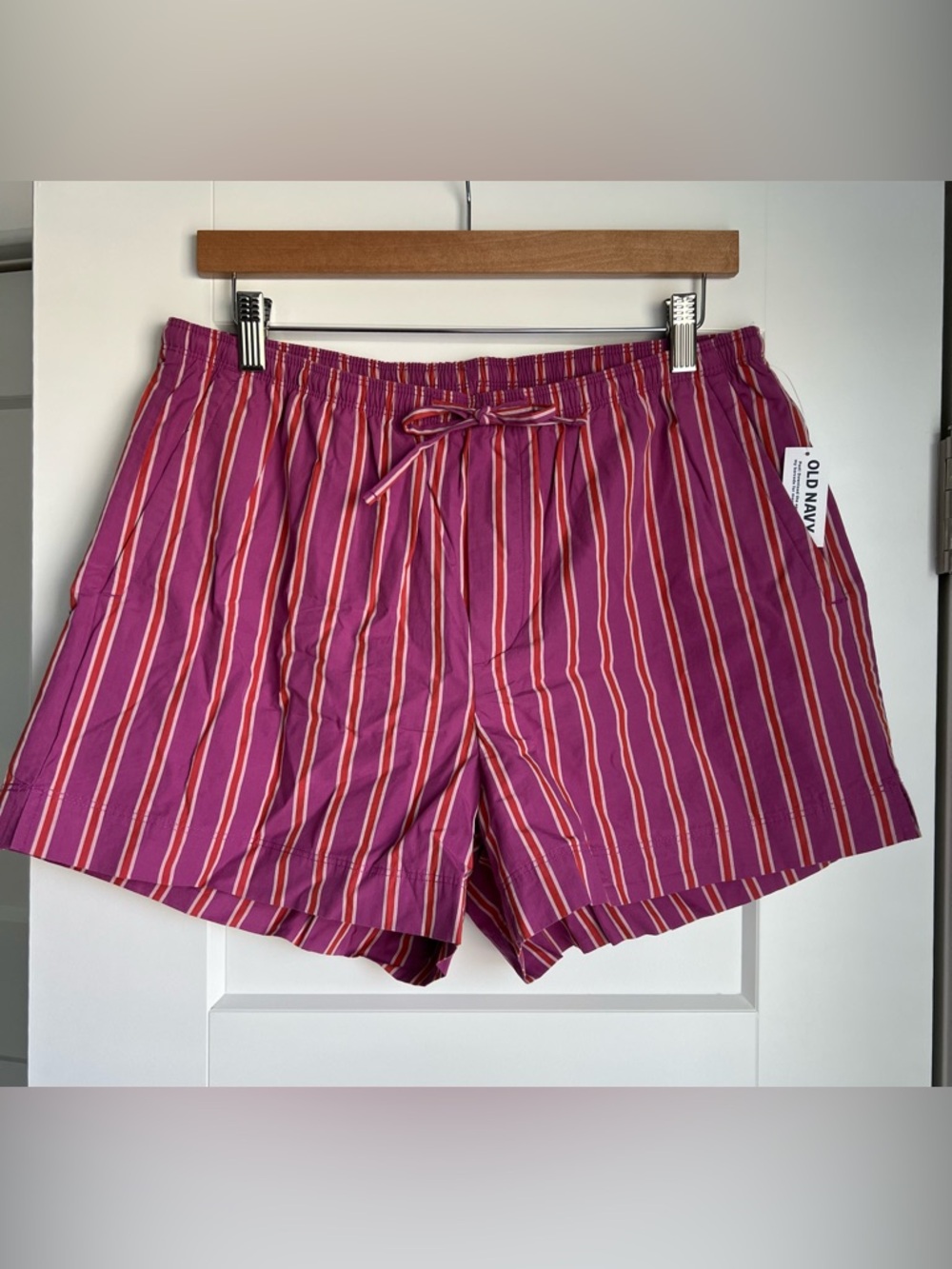 Old Navy Poplin Pull-On Shorts